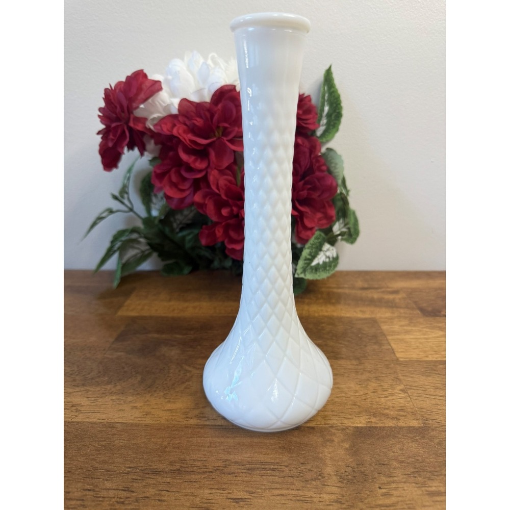 Vintage Milk‎ Glass Vase Likely Hoosier Glass 4092 Diamond Pattern White Wedding